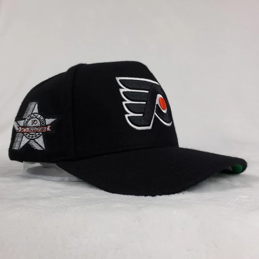 Philadelphia Flyers Mitchell & Ness NHL Pro Fit Snapback Hat Cap 3D Logo NWT‎